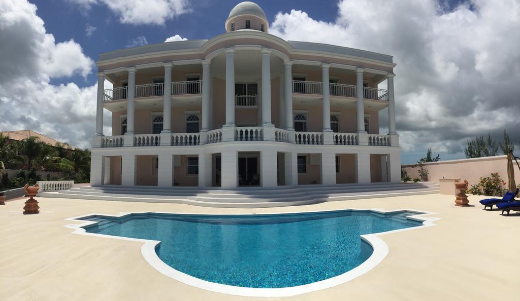 Ocean West Boutique Hotel Nassau Exterior foto